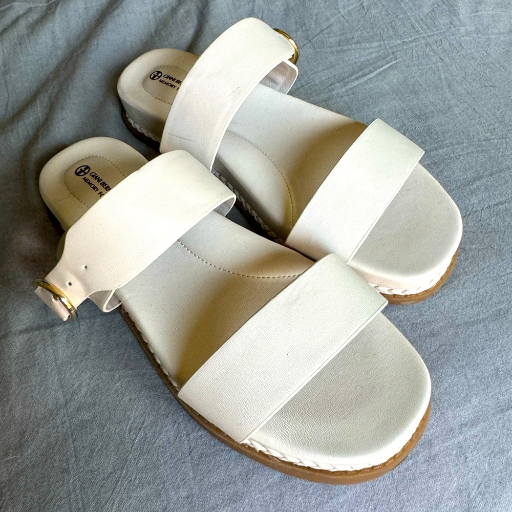 Giani Bernini Memory Foam Sandals 8.5 - image 1